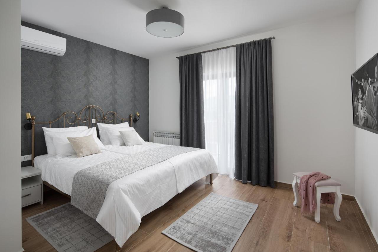 Villa Vesna With Sauna, Hot Tub Potpican Екстер'єр фото
